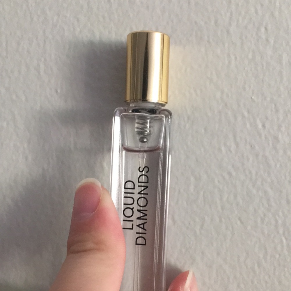 Viktor & Rolf Magic Liquid Diamond - Picture 3 of 3